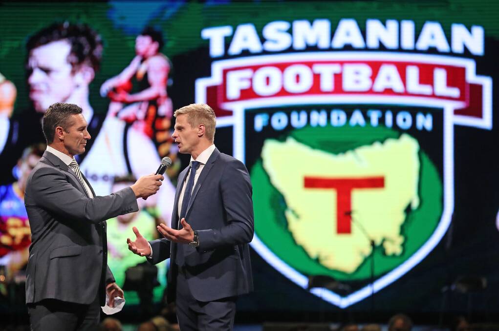 FOOTY NIGHT: Alastair Lynch and Nick Riewoldt at the A Celebration of Tasmanian Football gala event.  Picture: Scott Barbour