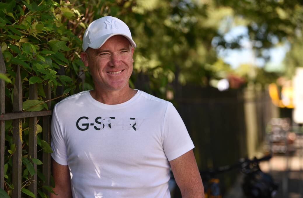 Cycling legend Stuart O'Grady talks up the career of Matt Goss. 
