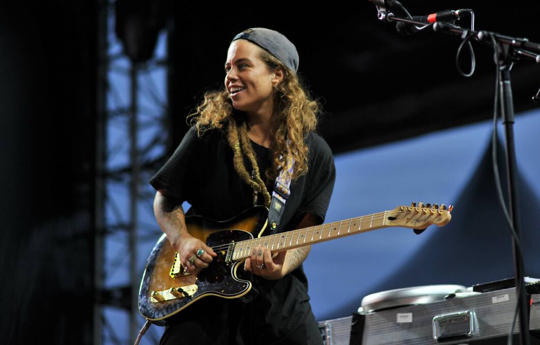 Tash Sultana stole the show as a large crowd turned out on day one of Party in the Paddock. Picture: Scott Gelston
