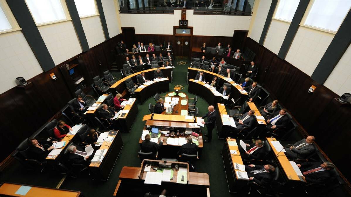 State Parliament: live tweets
