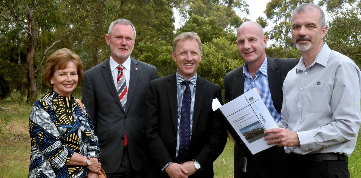 STRATEGY: Mayors Christina Holmdahl, Albert van Zetten and Craig Perkins with Peter Gutwein and the salinity action group's Stuart Brownlea.