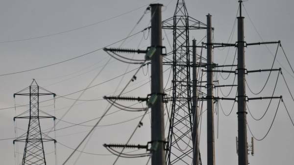 Pole fire causes power outages to 782 TasNetwork customers