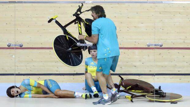 Mel Hoskins cries out in pain after a training crash at the Rio velodrome Photo: Patrick Semansky