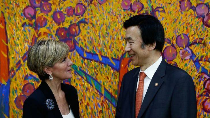 Foreign Minister Julie Bishop with her  South Korean counterpart, Yun Byung-Se, in Seoul. Photo: Pool/Getty Images