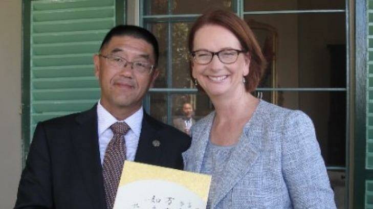 Dr Zhu with prime minister Julia Gillard in February 2013. Photo: TEI