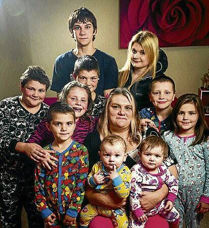 Natasha Roberts with her 10 children.