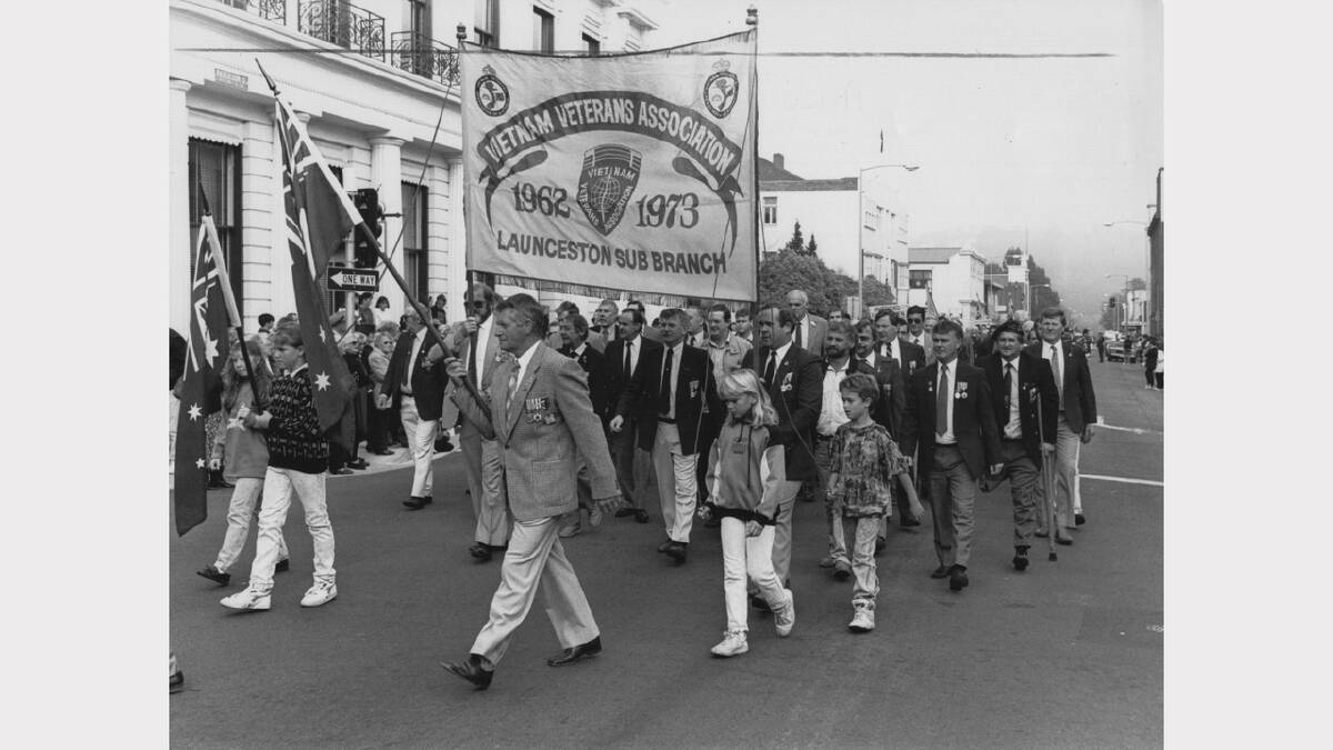 Anzac Day flashback gallery | Members of the Vietnam Veterans Association march in Launceston, 1992.