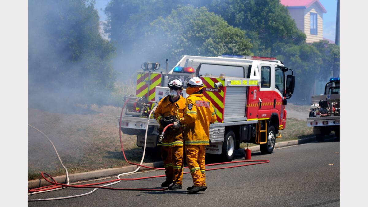 A vegetation fire at Mowbray burned within 100 metres of homes. Picture: Geoff Robson