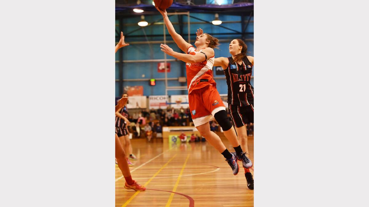 The Torns' Lauren Mansfield takes off as she goes to the basket in Saturday night's thrilling win against Kilsyth. Picture: SCOTT GELSTON