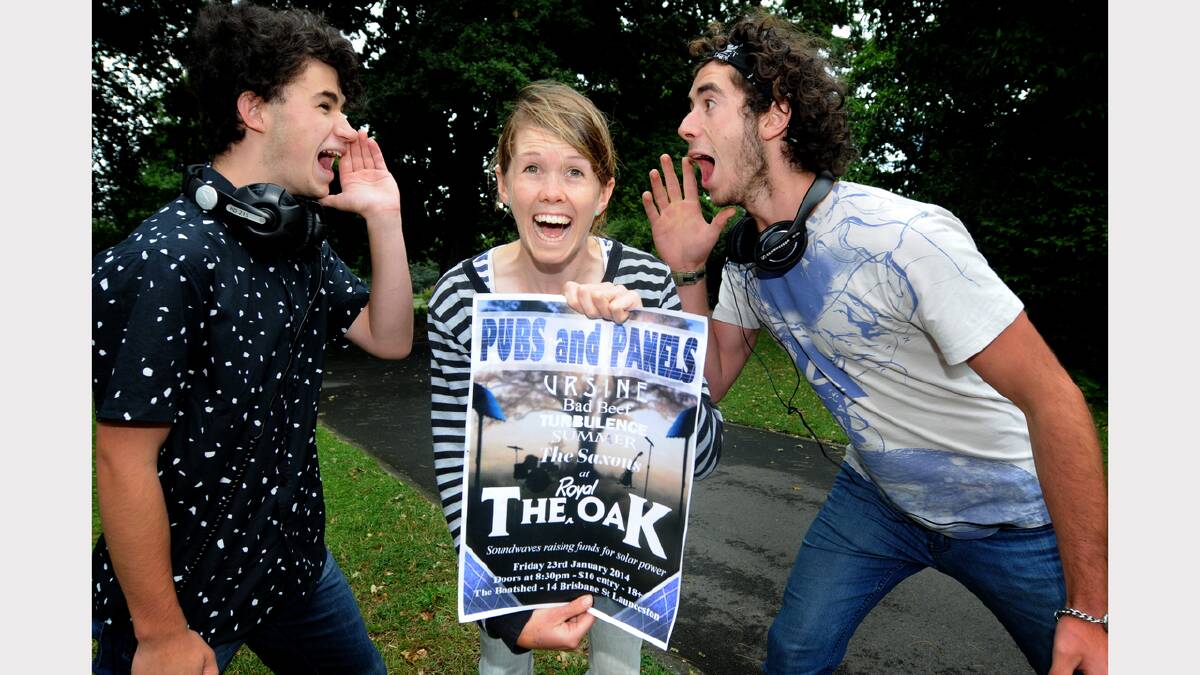 From the Australian Youth Climate Coalition, Jack McLaine of Launceston, Katherine Whitmore of Deviot and Pano Russo of Jacky's Marsh get ready for the Pubs and Panels fundraiser at the Royal Oak. Picture: Geoff Robson