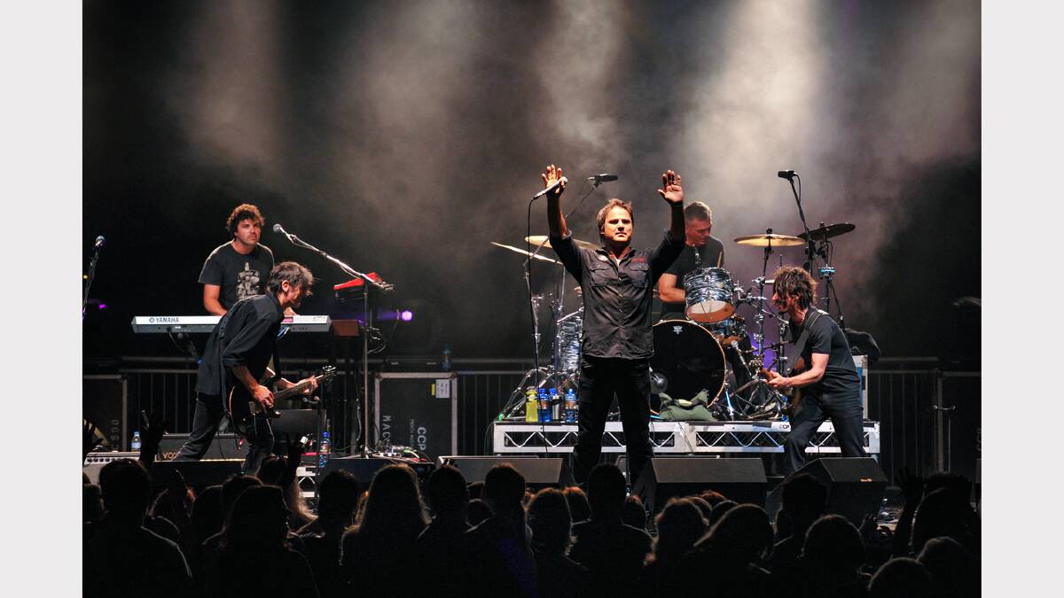 Noiseworks will play at the Red Hot Summer Tour at Country Club Tasmania in January.