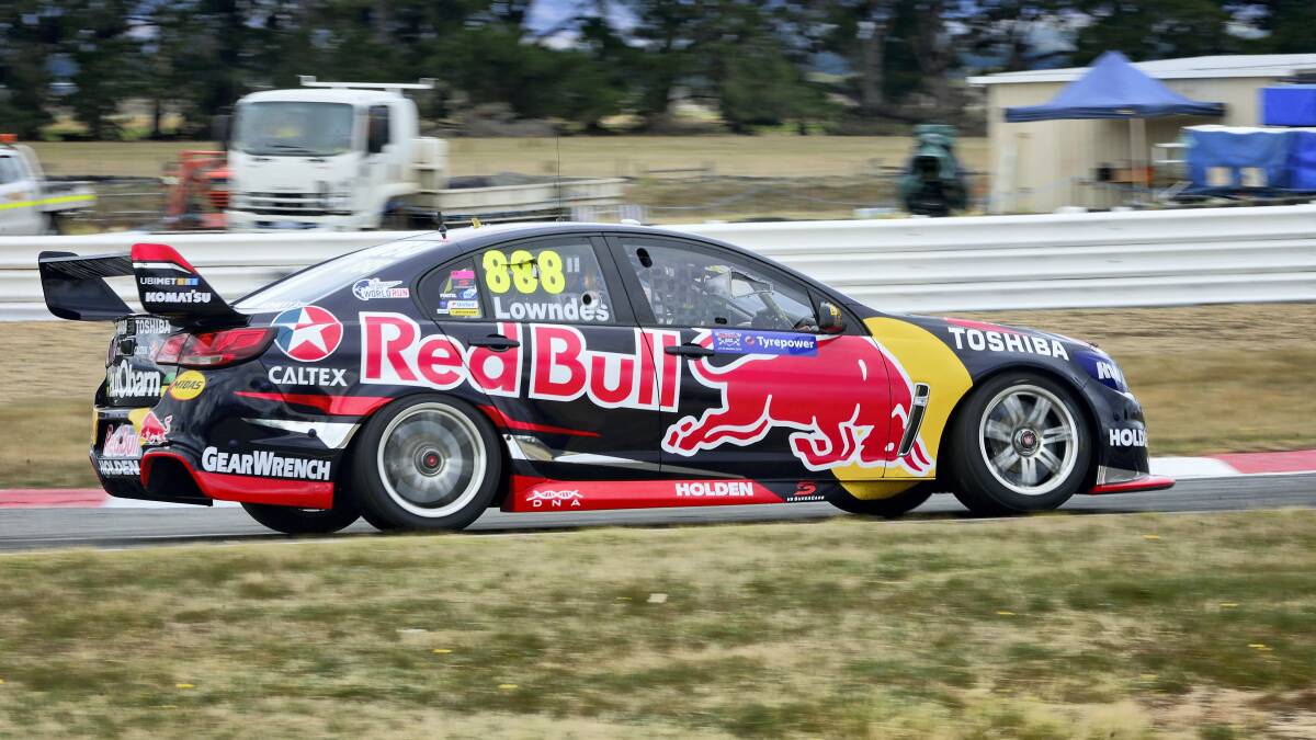 Craig Lowndes in action