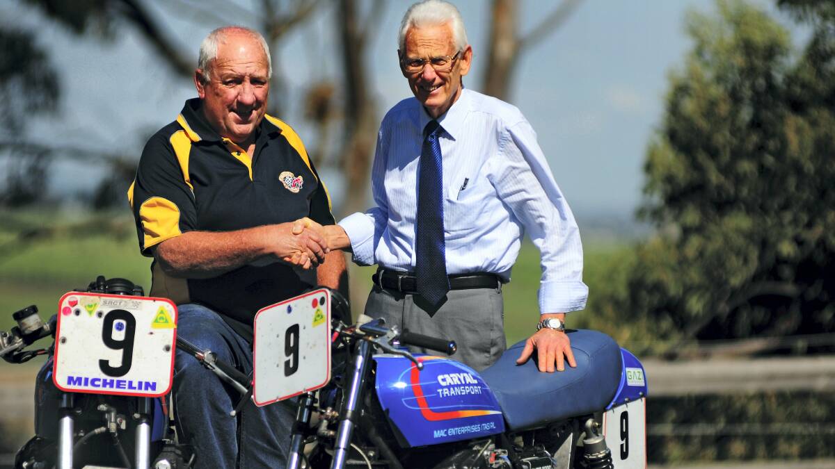 Tasmanian Motor Cycle Club president Cary McMahon  has lent close rival Chris McCausland his spare bike for Sunday’s event at Symmons Plains.