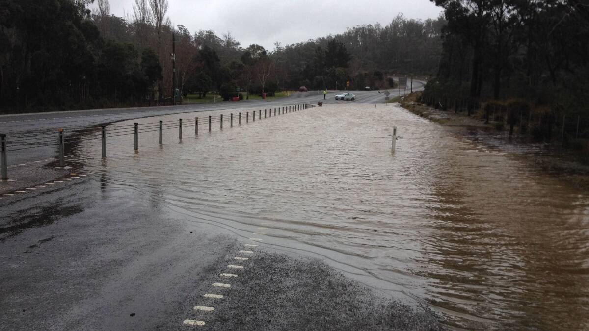 The southbound lane of the East Tamar Highway at Dilston is blocked. Photo by Mark Jesser