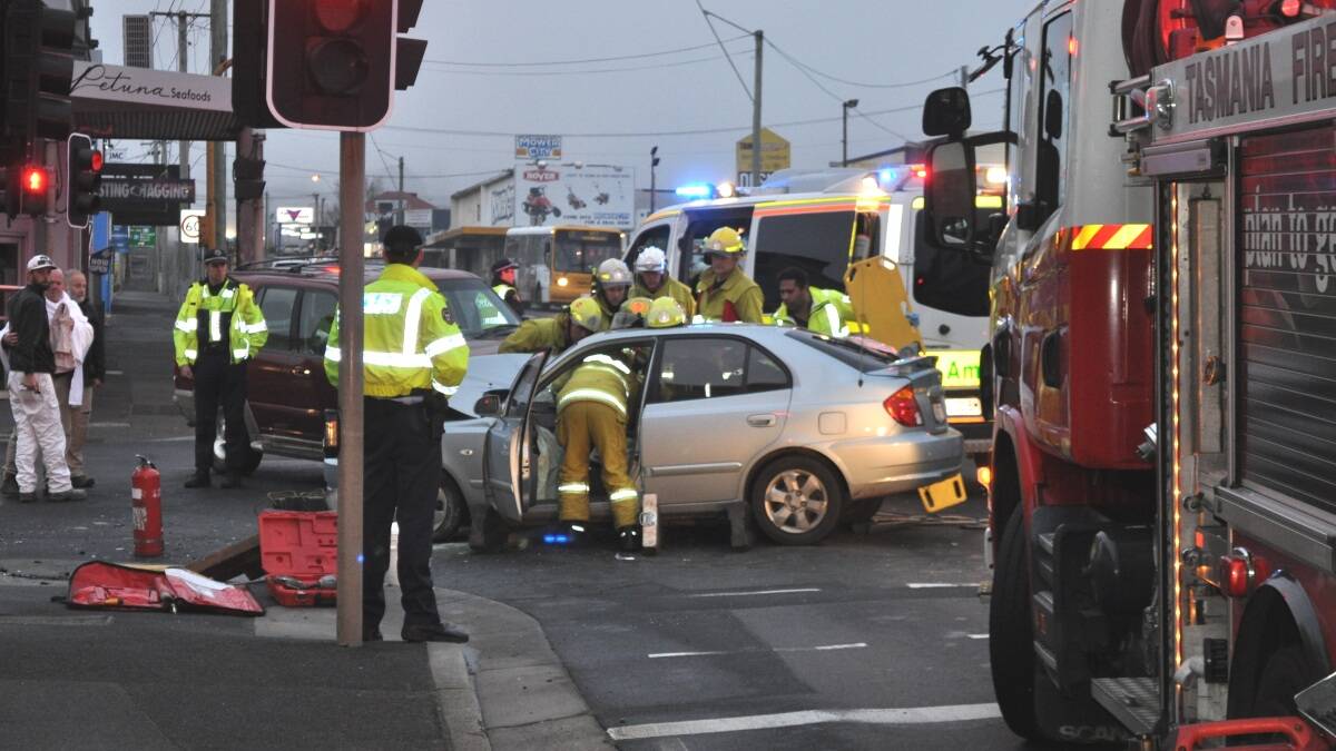 Driver trapped in Wellington Street crash