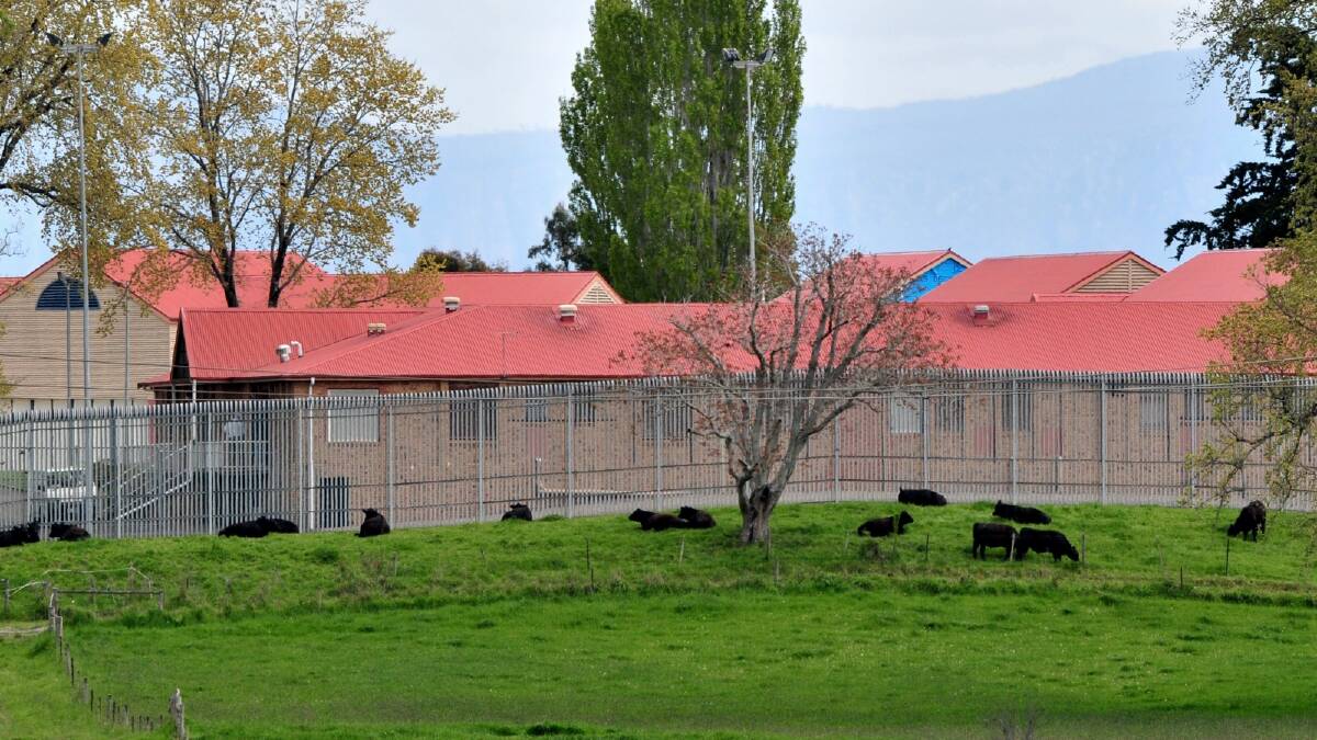 Detention centre cuts 11.5 jobs