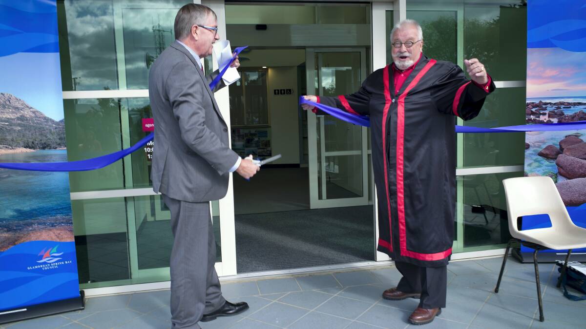 Infrastructure Minister Rene Hidding and Glamorgan Spring Bay Mayor Bertrand Cadart open the new council offices at Triabunna yesterday.