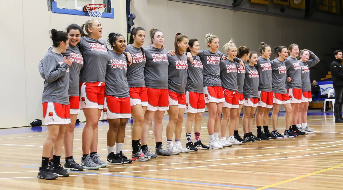 Sisters in arms: Launceston Tornadoes at their SEABL conference final in Bendigo. Picture: Craig Dilks
