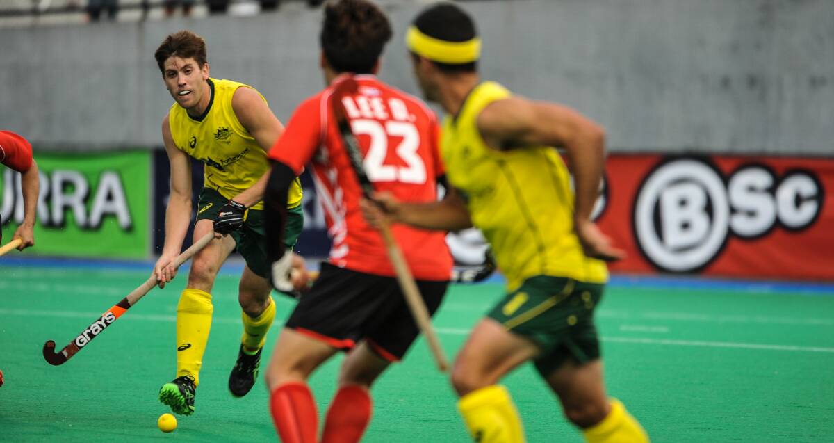 Home advantage: Tasmanian Eddie Ockenden and teammate Jamie Dwyer during the Kookaburras' last visit to the state, taking on Korea in Hobart in 2015. Picture: Oliver King