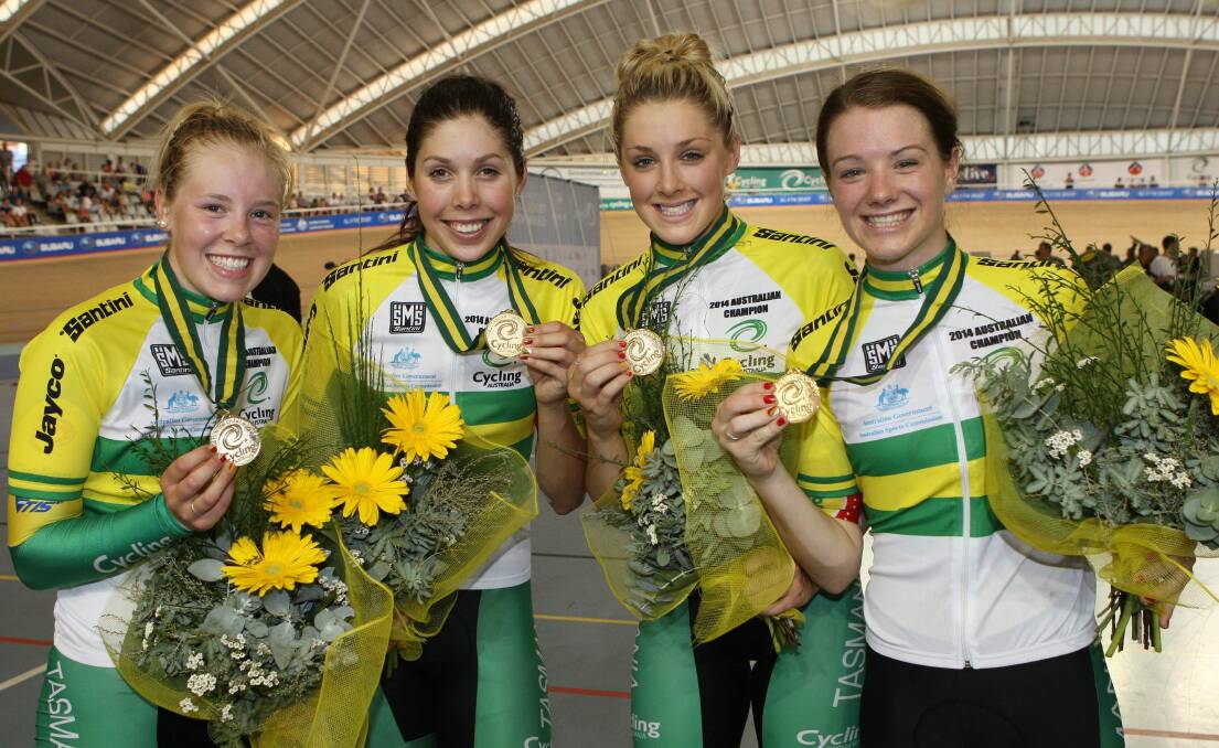 Perry with Georgia Baker, Macey Stewart and Amy Cure after winning the 2014 Australian team pursuit title for Tasmania.