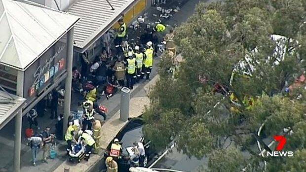 The fire in the Commonwealth Bank has injured several people. Photo: Twitter/@7NewsMelbourne