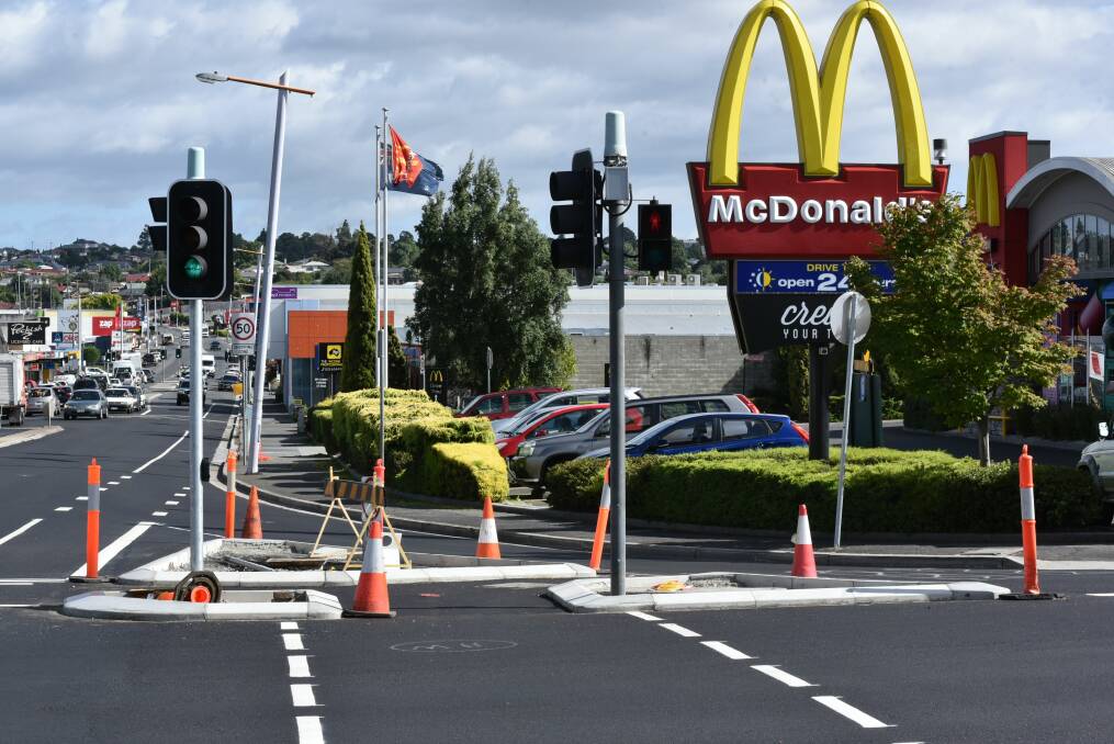 UPGRADES: The roadworks will include dedicated right-hand turn lanes and turn arrows for vehicles at Hobart Road, Kings Meadows. Picture: Neil Richardson
