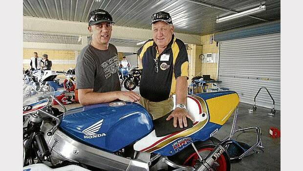 Tasmanian Motorcycle Club committee member Scott Campbell and president Cary McMahon at the final ride for 2012.