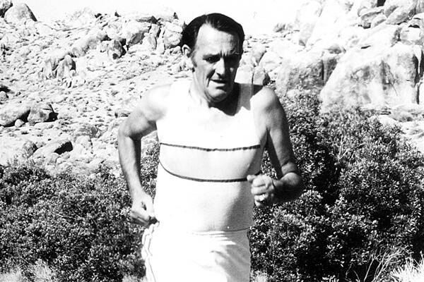 Bill Emmerton runs at the Grand Canyon ... the seven-hour ordeal was the toughest run he ever did.