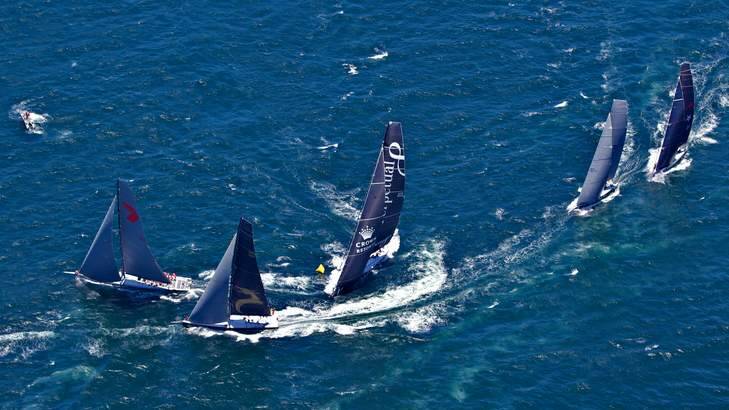 The race leaders round the first mark. Photo: Brendan Esposito