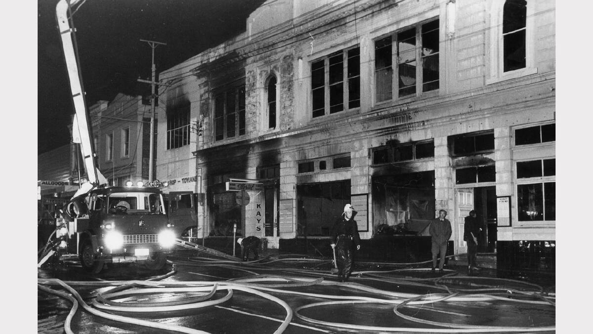 Fire at the Farmers and Graziers Co-operative Society building in York Street. May 29, 1972.