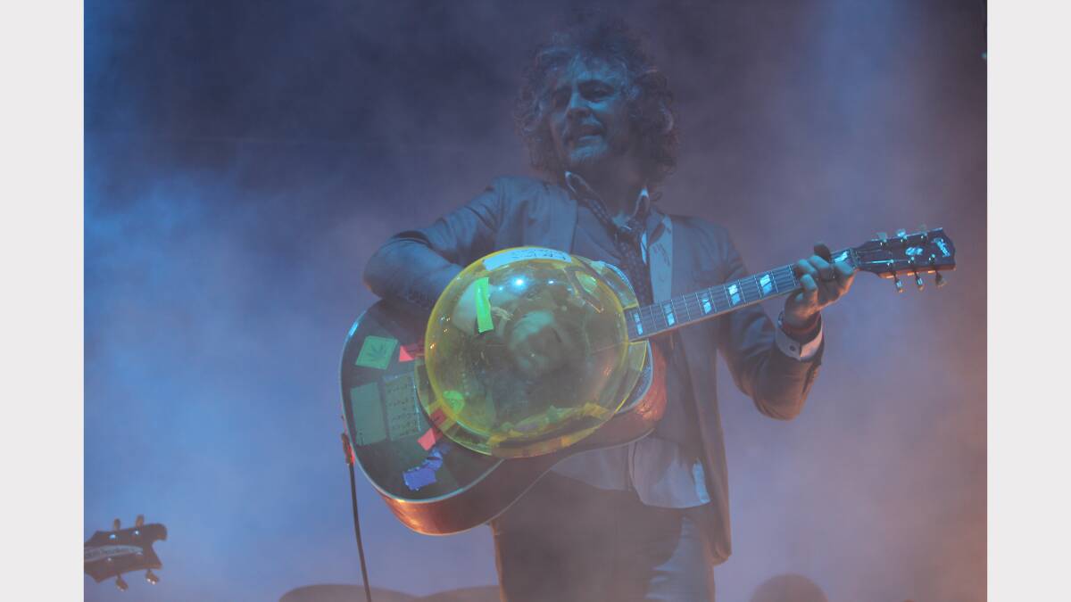 The Flaming Lips.