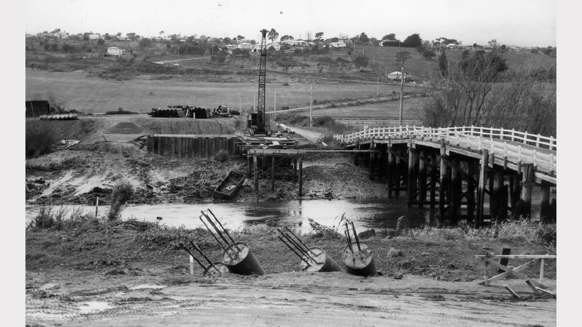 Work on a new bridge to replace the wooden structure in Henry Street. Photo: May 1966