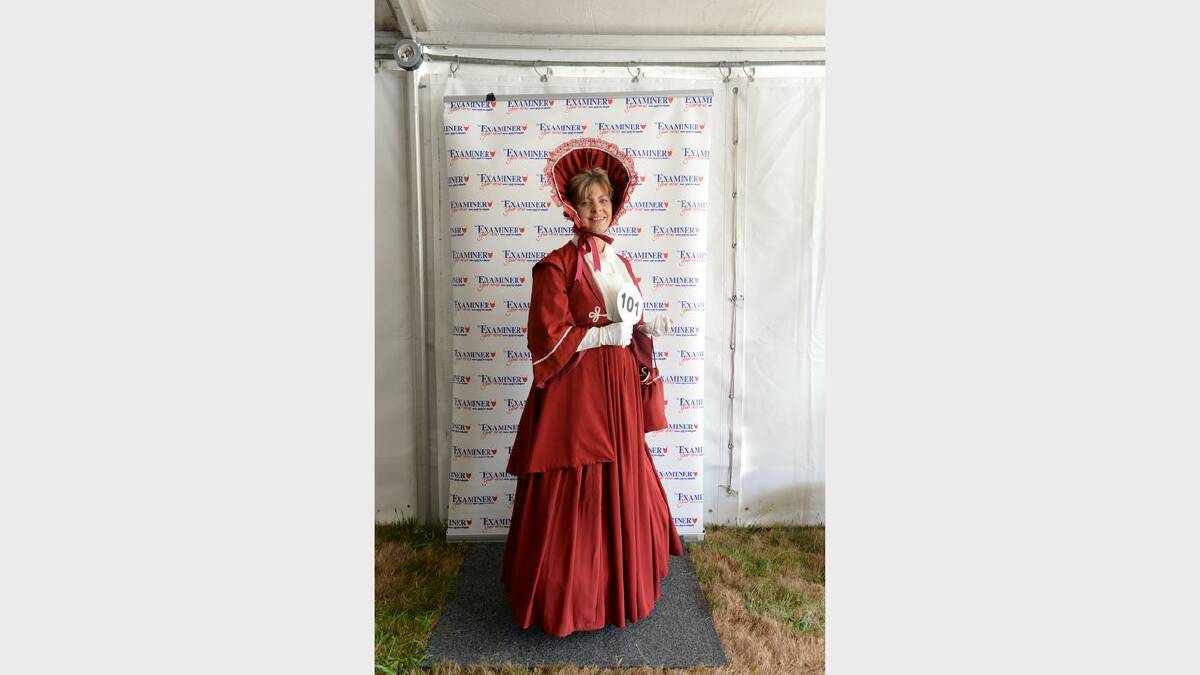 Gallery one of entrants in The Examiner's Fashions On The Field for 2014