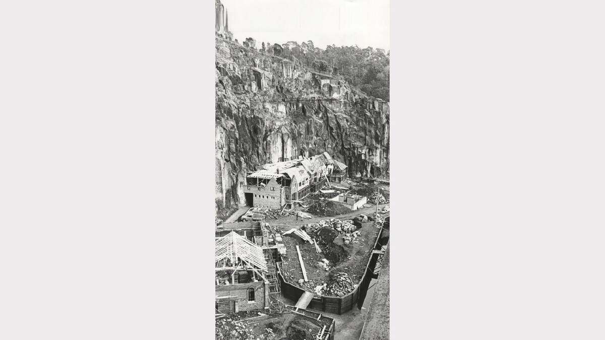 The Launceston Gorge quarry gunpowder mill under construction. Photo: September 1979.