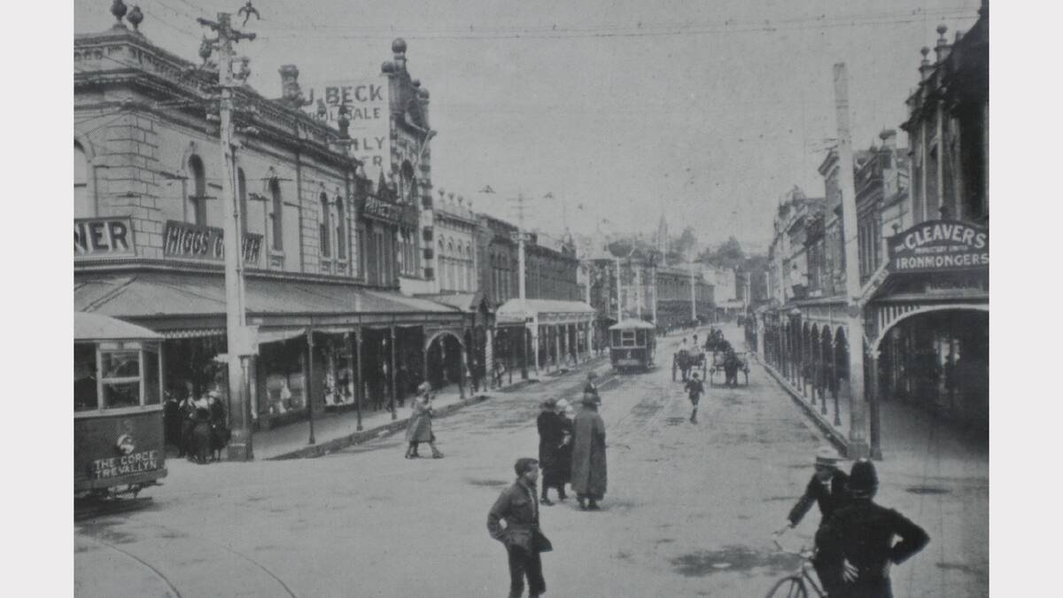 Charles Street looking south. The Weekly Courier, November 2, 1922.