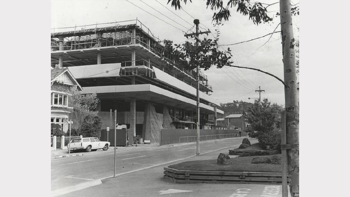 The new State Government offices - Henty House - under construction on the corner of Cameron and Charles streets. Photo: November 1981.