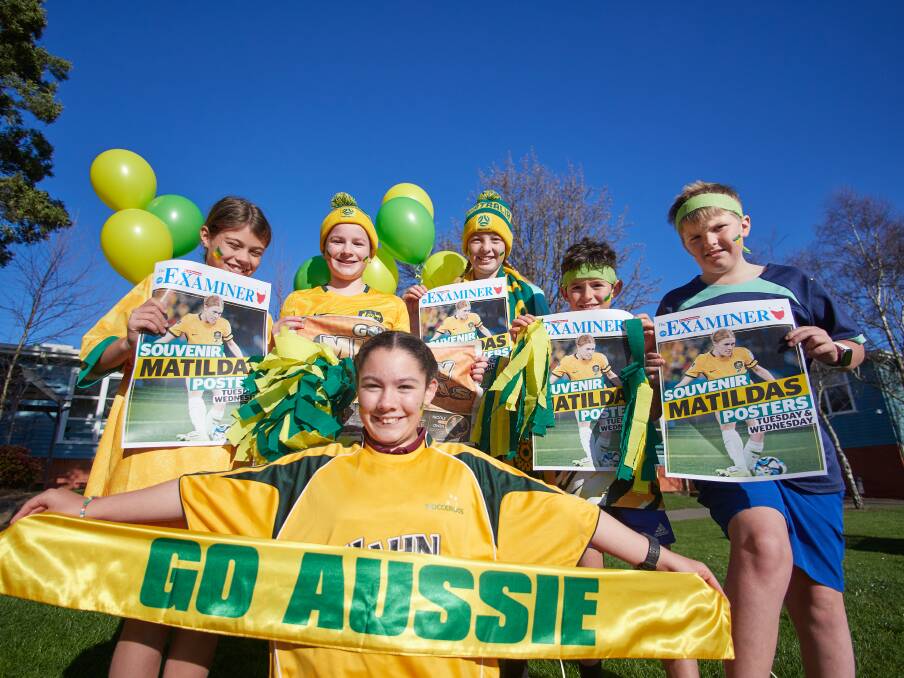 Madison Hughes (front) flanked by Grace Elliott, Millie Sattler, Ruby Parish, Henry Kaye and Rhys Woodiwiss at Riverside Primary all "Mad for the Matildas". Picture by Rod Thompson