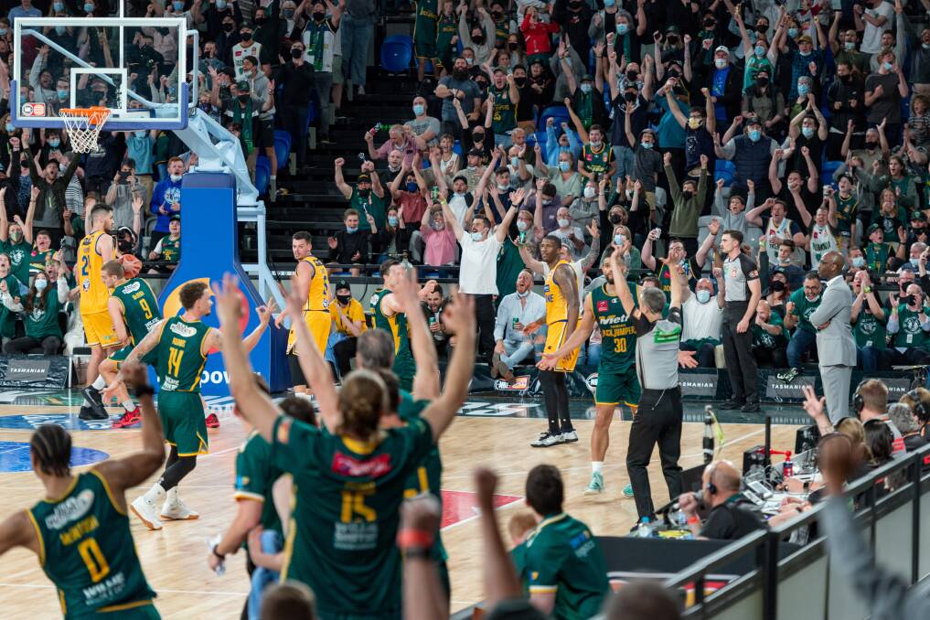 The JackJumpers will return to the scene of their debut win when the New Zealand Breakers come to town on Boxing Day.