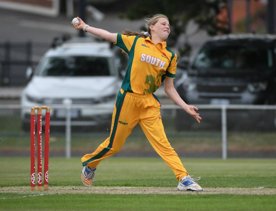 YOUNG GUN: Ava Curtis could potentially make her debut for the Hobart Hurricanes against the Melbourne Stars in their upcoming WBBL fixture. Picture: Paul Scambler