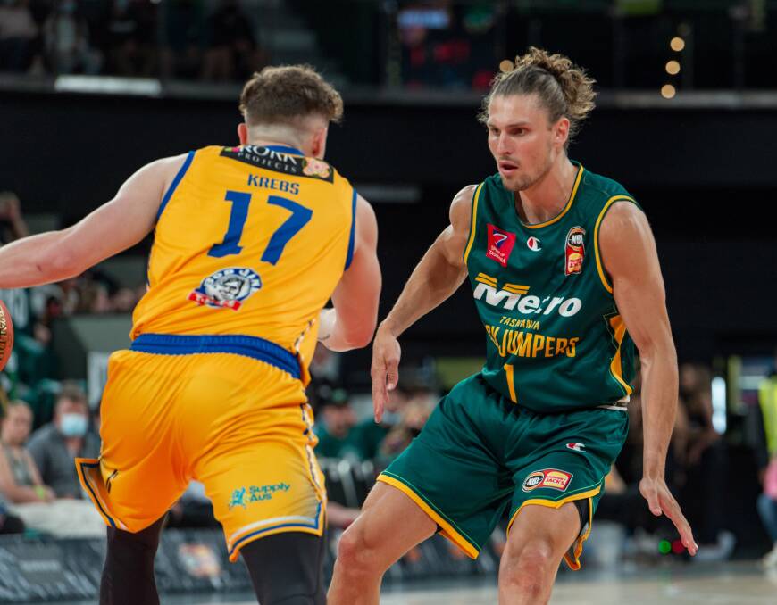 Matt Kenyon was praised by captain Clint Steindl for his defensive efforts against the New Zealand Breakers. Picture: Phillip Biggs