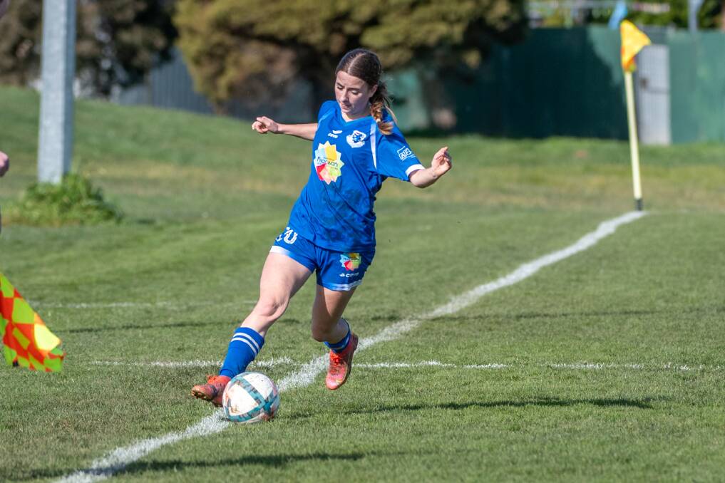 Isabella Duff keeps the ball in for Launceston United.