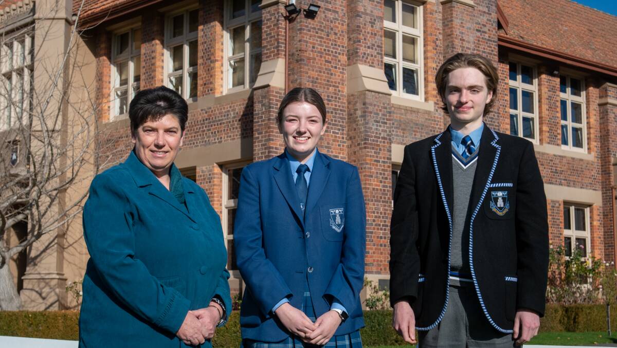 EXCEPTIONAL: History teacher Allison Sheehan with Tasmanian 2021 Simpson Prize winner Sophie Lamb and runner-up Oscar Tiernan