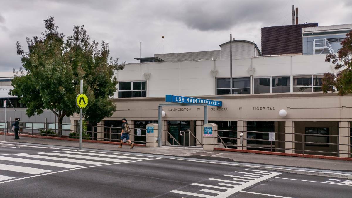 Launceston General Hospital staff tests positive for COVID-19