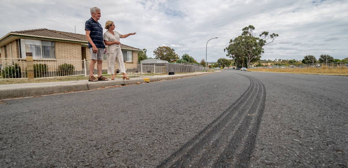 CONCERNED: Resident Robert Petty discusses Ravenswood's hoon problem with Labor member for Bass Michelle OByrne. Picture: Phillip Biggs