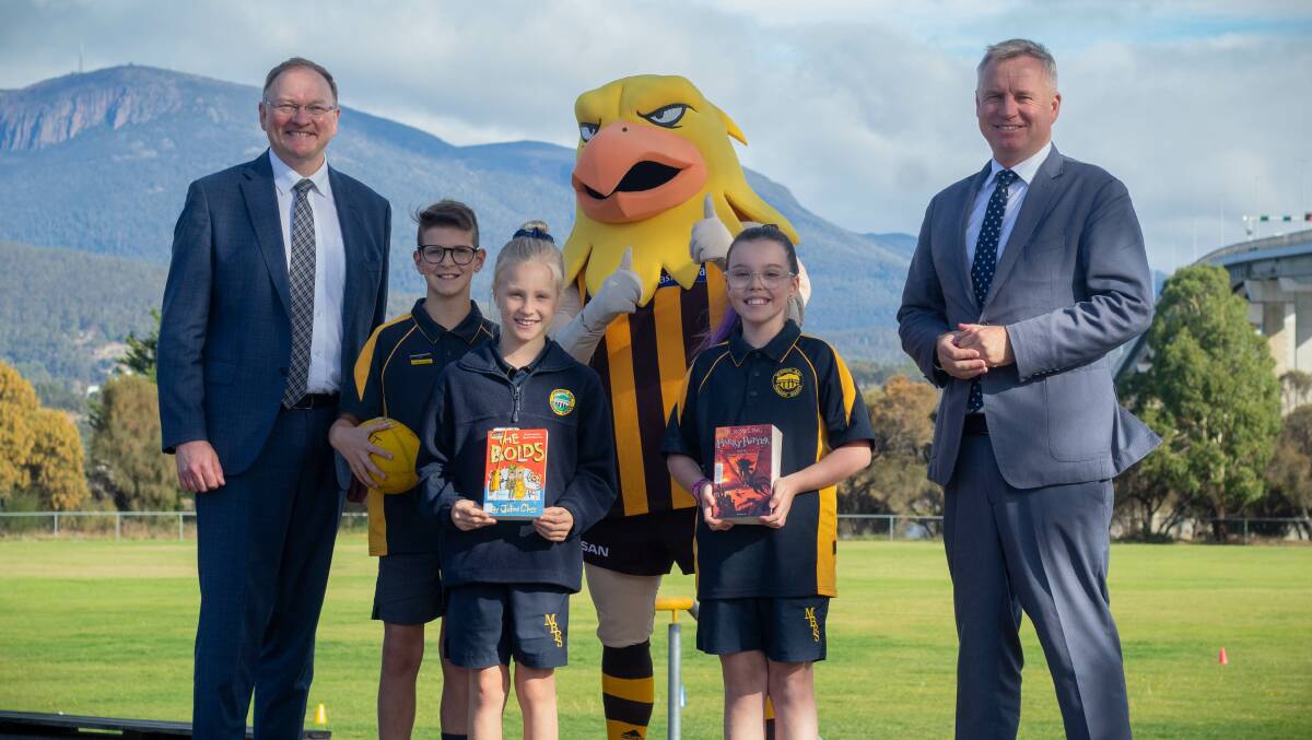 BOOKED IN: Education Minister Roger Jaensch and Tasmanian Premier Jeremy Rockliff with Montague Bay Primary students. Picture: Supplied