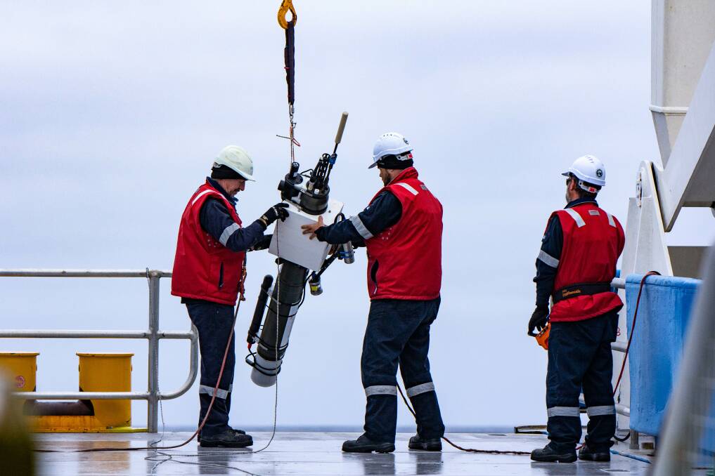 Deploying a BGC-ARGO in the Southern Ocean. Picture by Jakob Weis