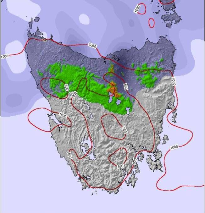 ANKLE-DEEP: Up to 10 centimetres of snow (orangey) is forecast for parts of northern Tasmania this Friday night, with frosts widespread and more rain. Picture: snow-forecast.com