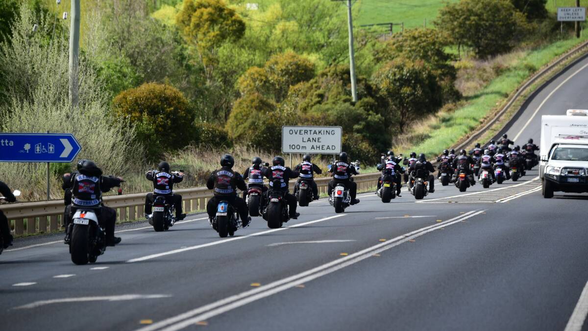 Labor attacked for refusing to back ban on bikie colours bill