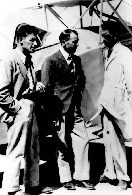 ANA Pilot Cpt Earn Annear, Dr L. E. Odlum and engineer Bill Ambory the first
aeromedical staff at the RFDS Broken Hill base in 1937.
