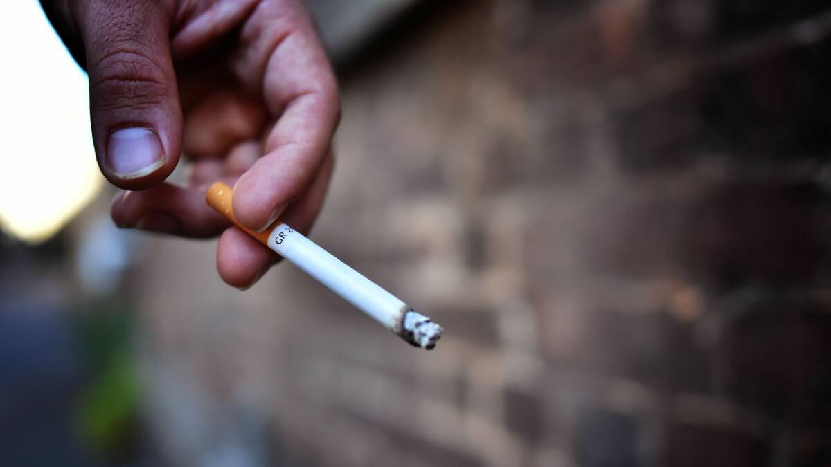 Dentists support smoking age increase to 21yo